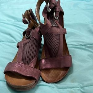 Miz Mooz Sawyer sandals size 37